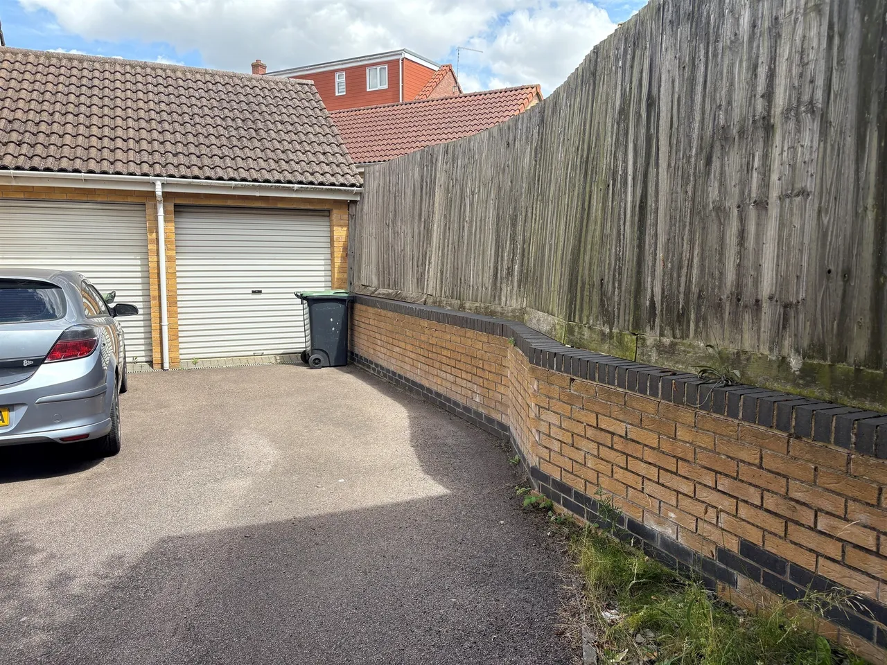 Temple Gardens, RUSHDEN, photo 3