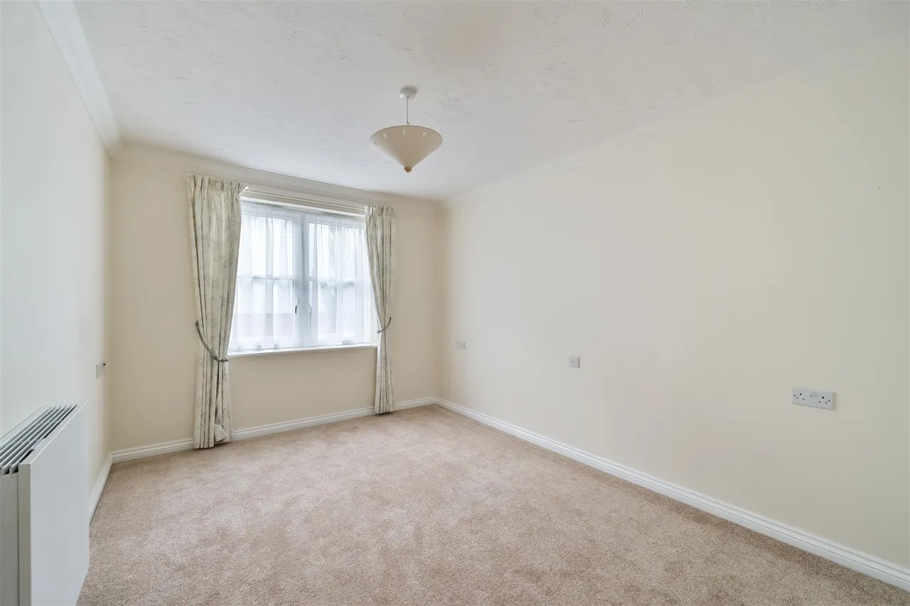 Christchurch Road, Ringwood, BH24, photo 9