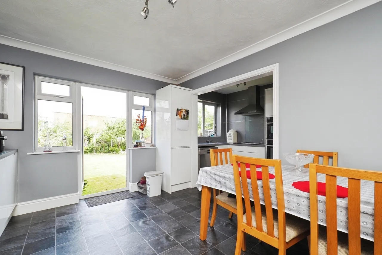 Lilac Crescent, Beeston, Nottingham, Nottinghamshire, NG9, photo 8