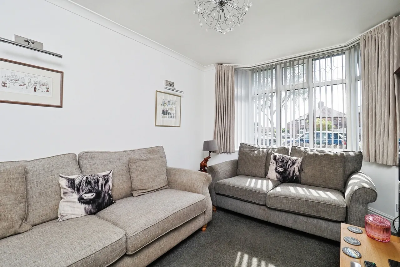 Lilac Crescent, Beeston, Nottingham, Nottinghamshire, NG9, photo 6