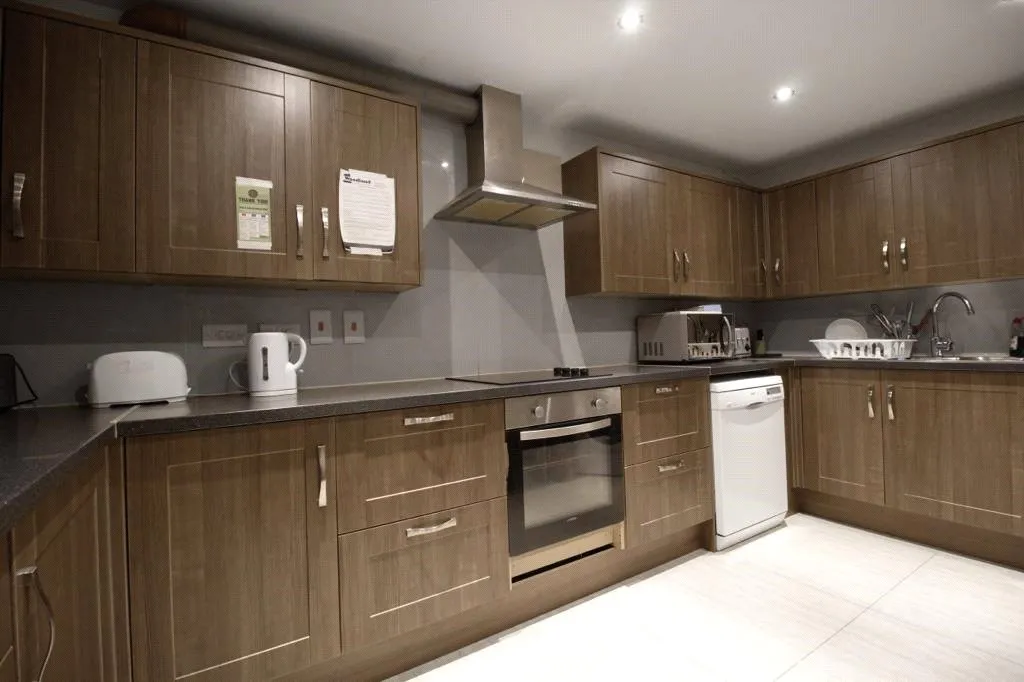Great West Road, Isleworth, TW7, photo 4
