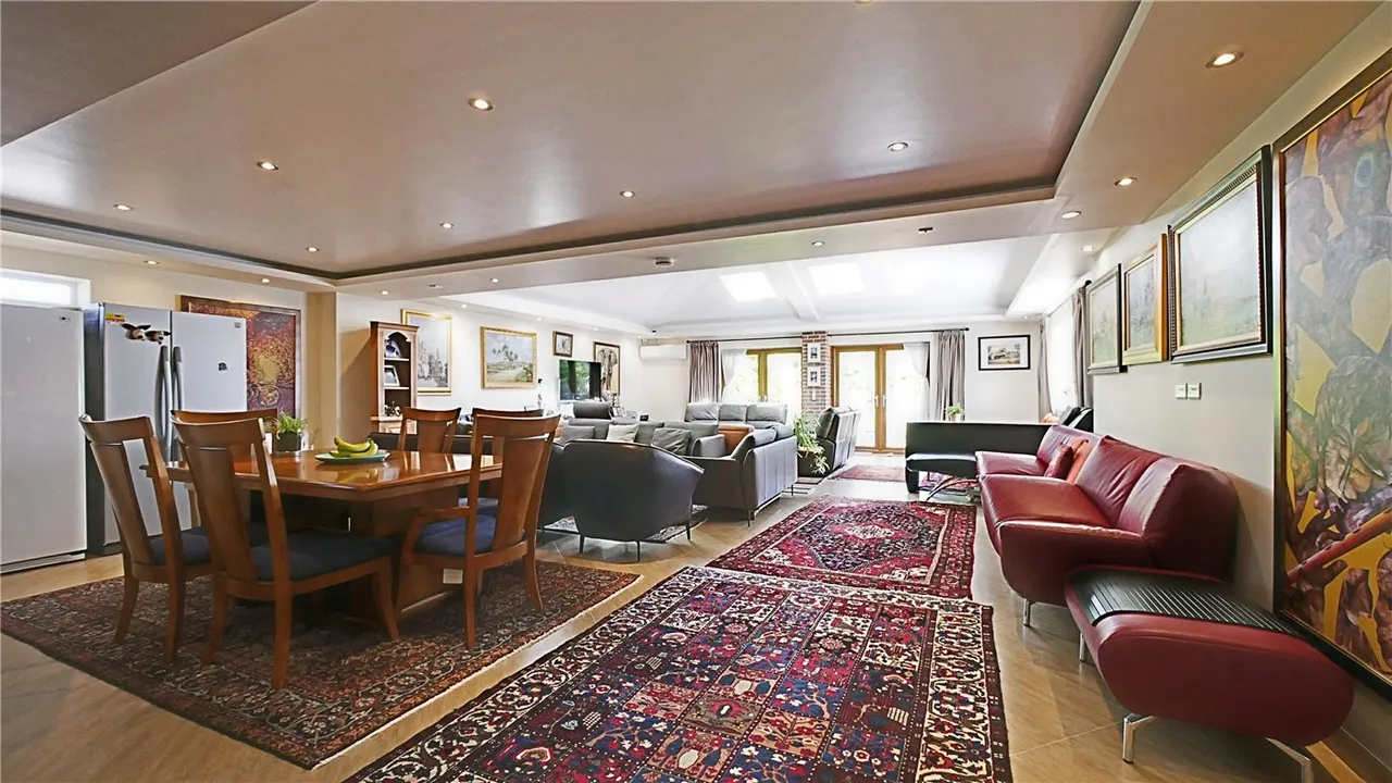 Great West Road, Isleworth, TW7, photo 10