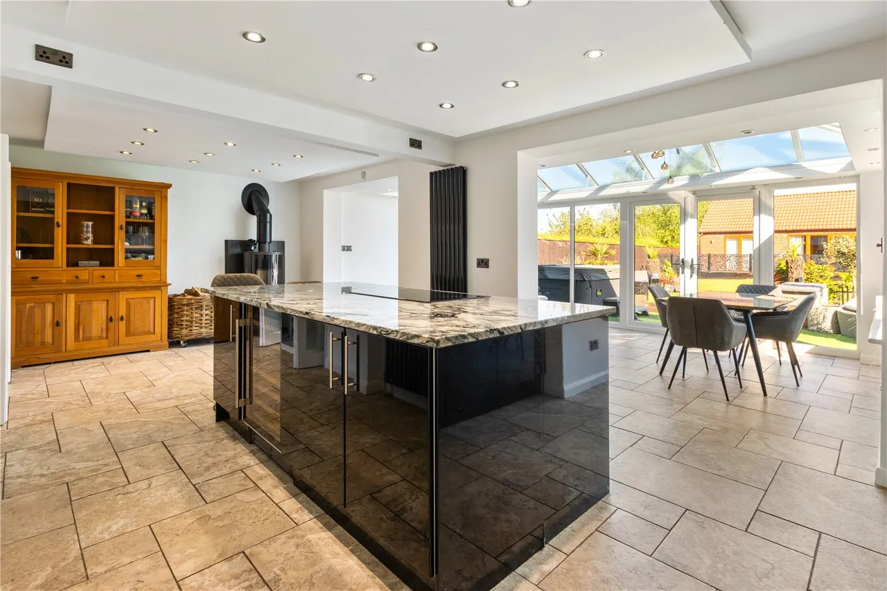 Cadney Road, Howsham, photo 5