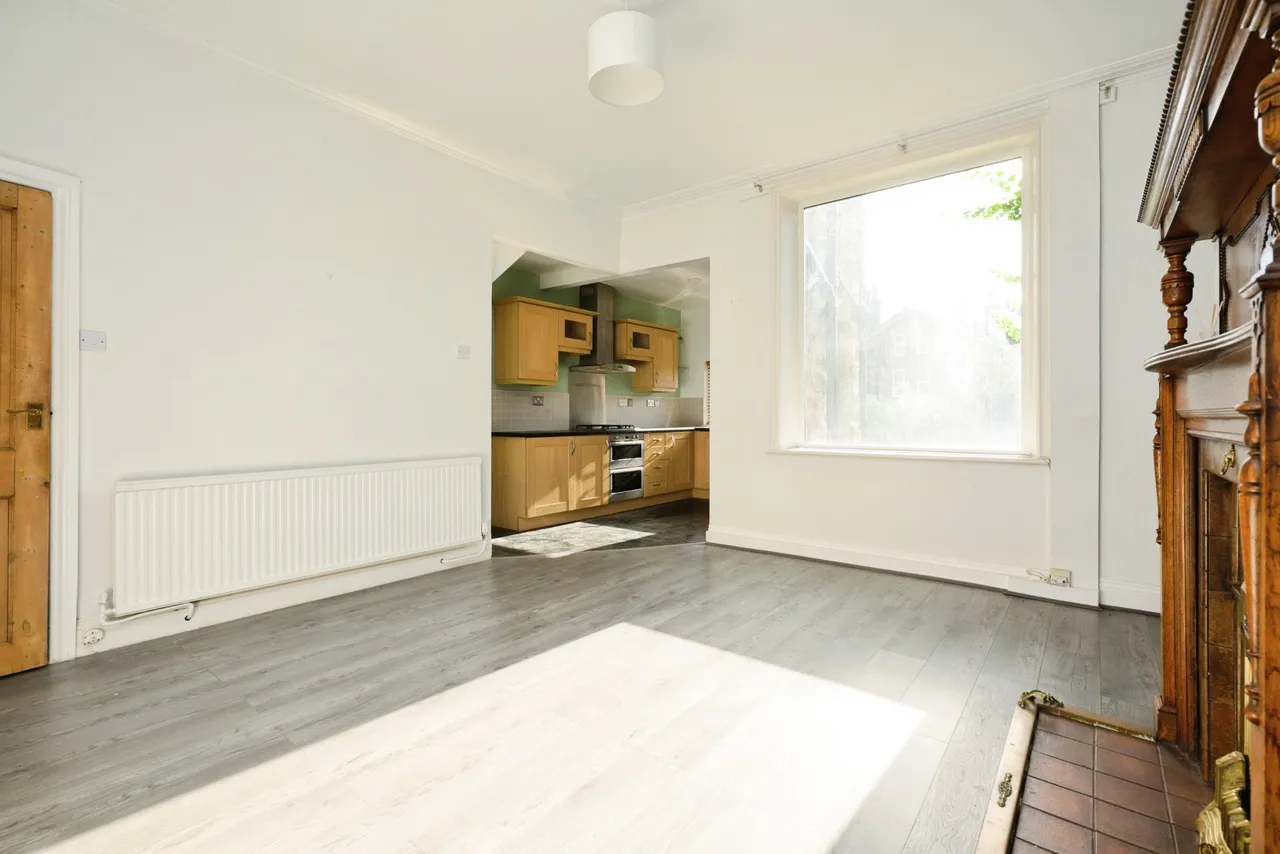 Oxford Road, Leeds, LS20, photo 12