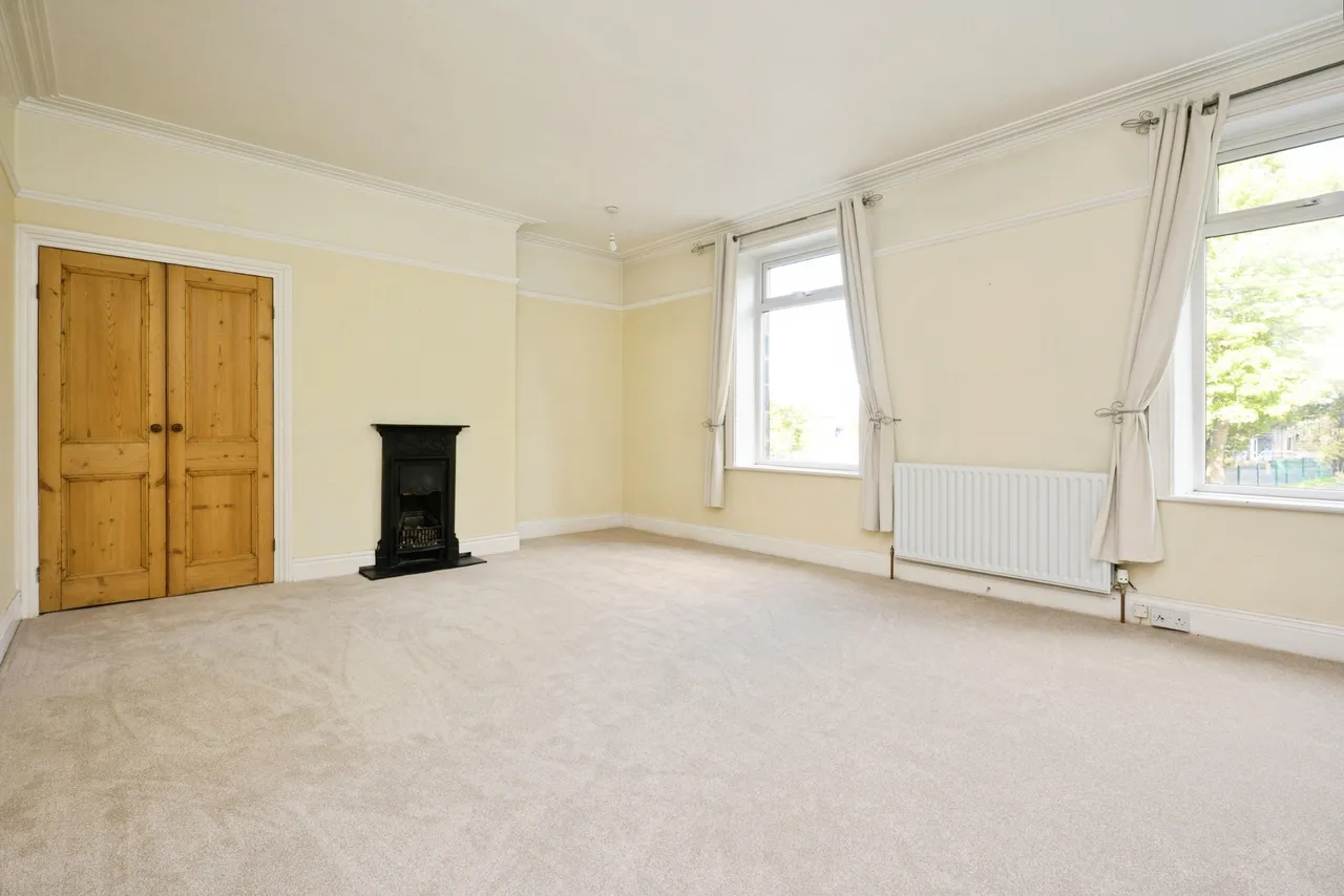 Oxford Road, Leeds, LS20, photo 18