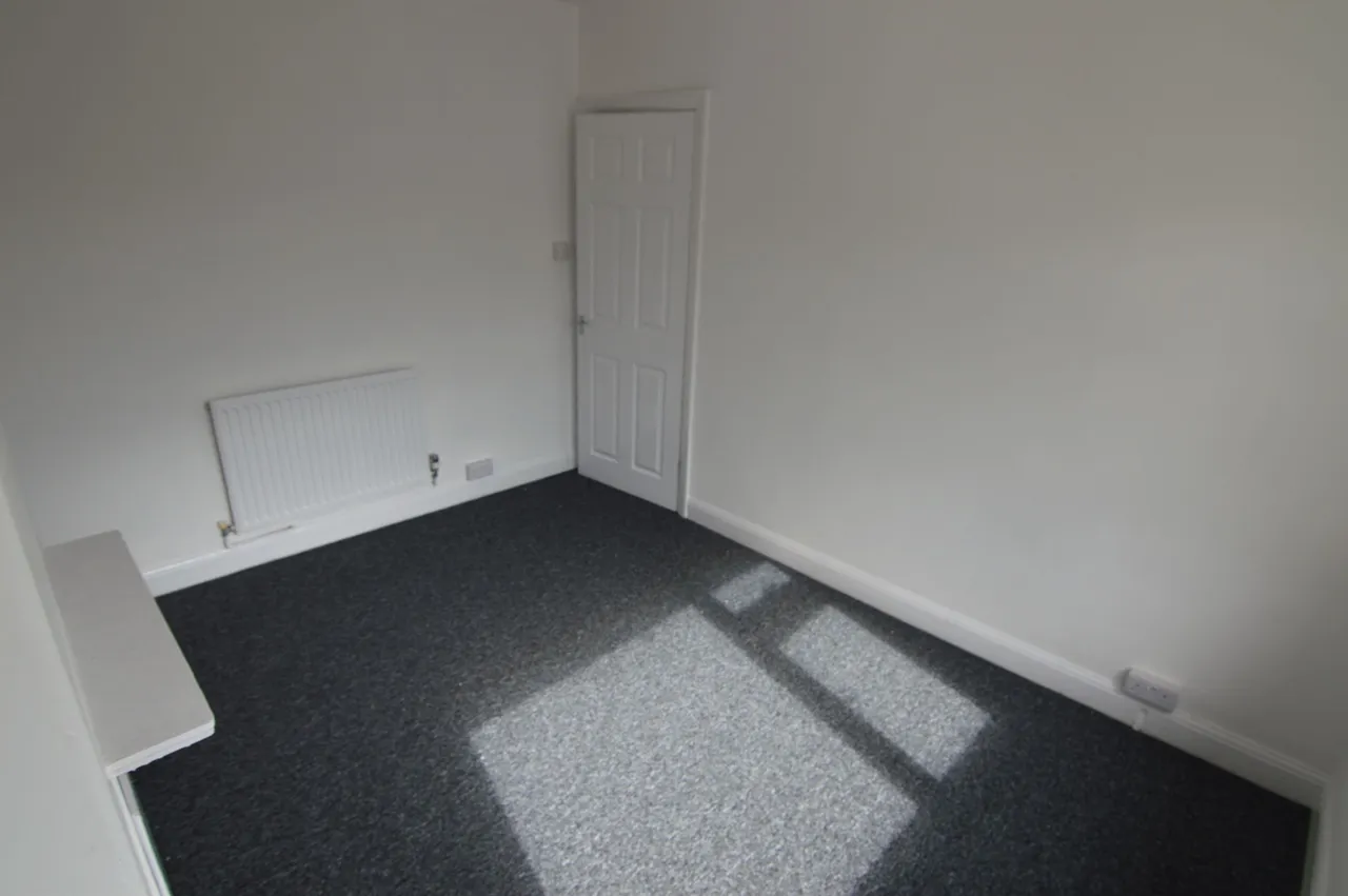 Longfield Road, Grimsby, Lincolnshire, DN34 5SB, photo 8