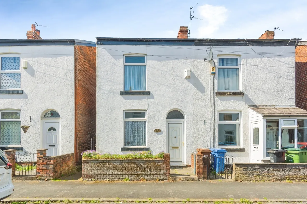 2 bed house for sale — Grove Street, STOCKPORT, Cheshire, SK7