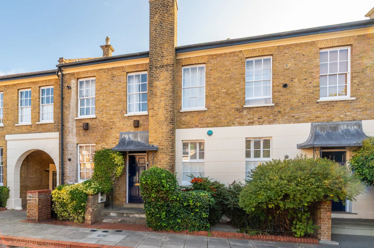 London, SE27, photo 3