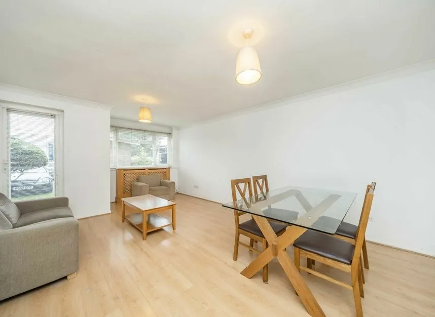 Galsworthy Road, Kingston Upon Thames, KT2, photo 2