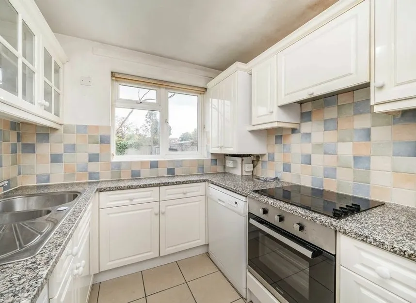 Galsworthy Road, Kingston Upon Thames, KT2, photo 3