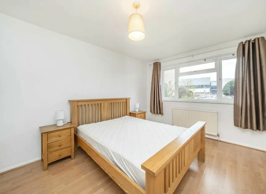 Galsworthy Road, Kingston Upon Thames, KT2, photo 4