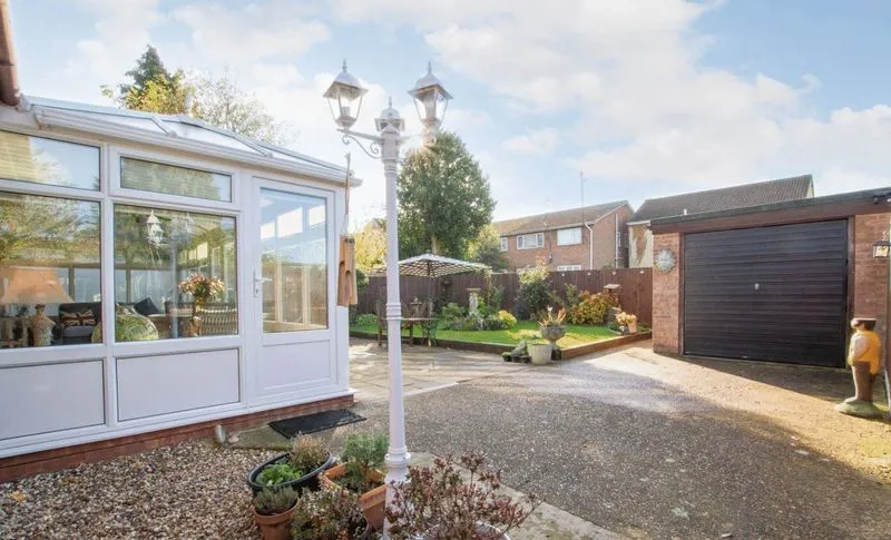 Beechwood Road, Luton LU4 9SA, photo 12