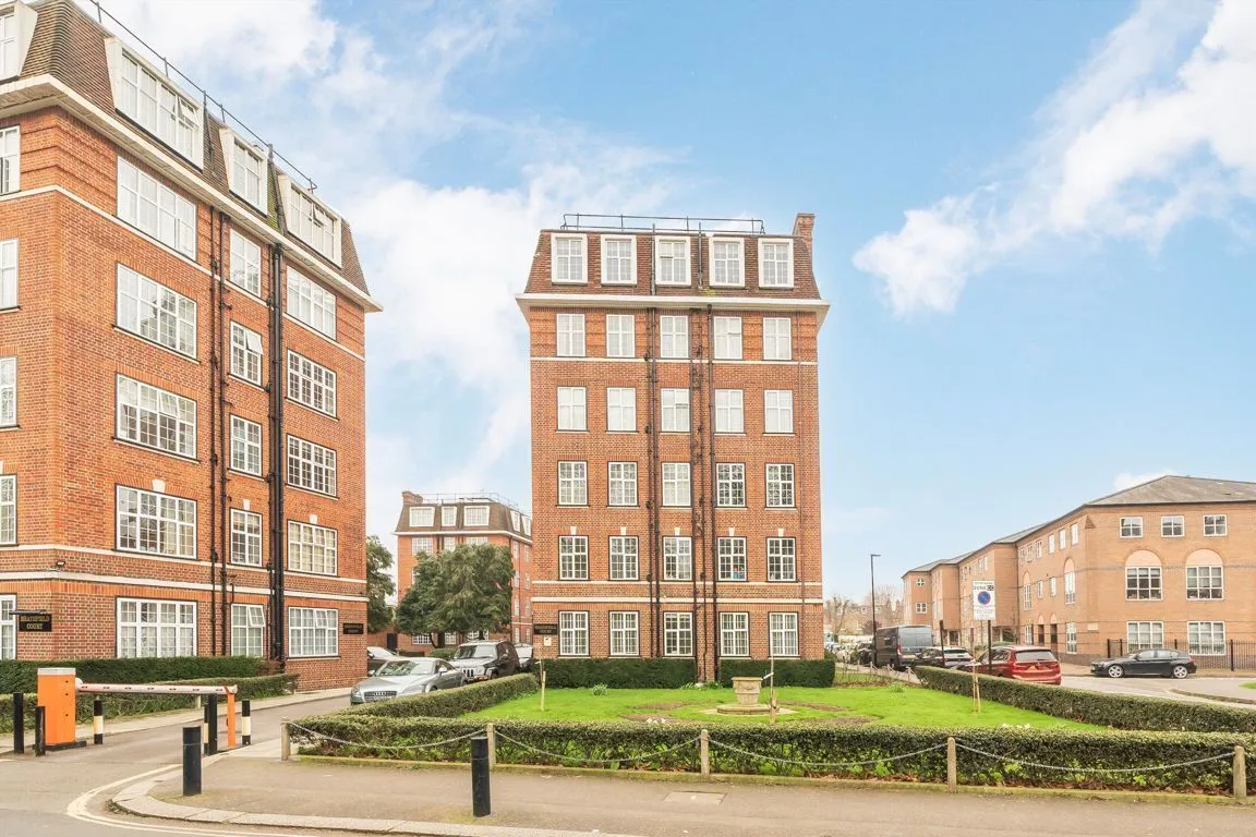 2 bed property for sale, Heathfield Terrace, W4