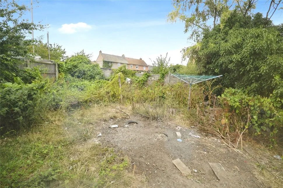 Puffin Road, Isle of Grain, Kent, ME3, photo 4