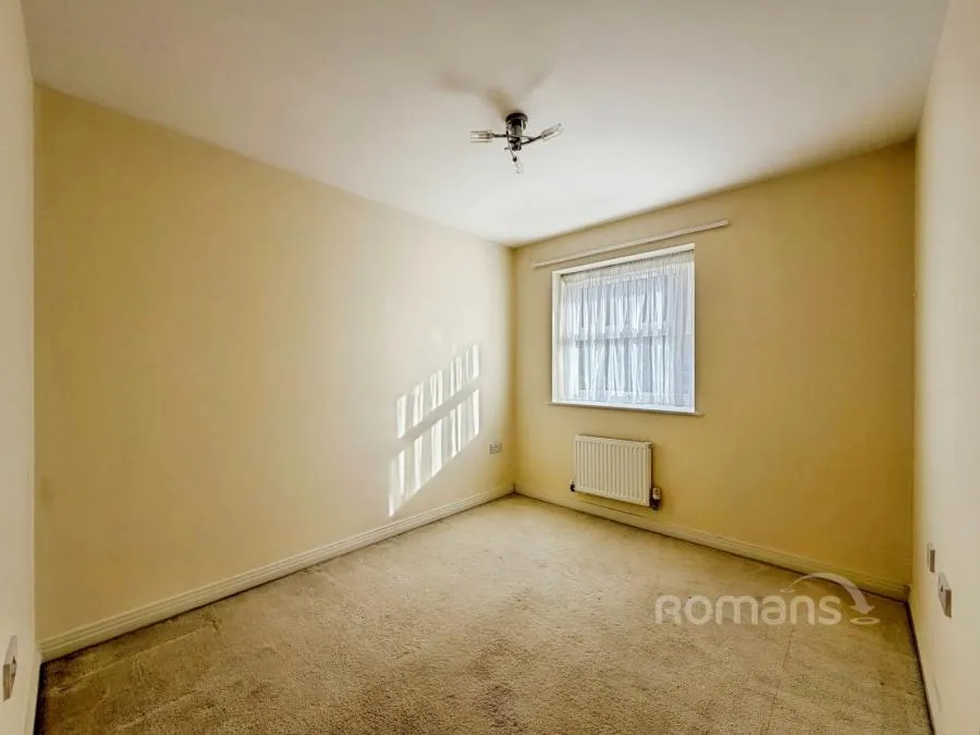 Honington Mews, Farnborough, GU14, photo 15