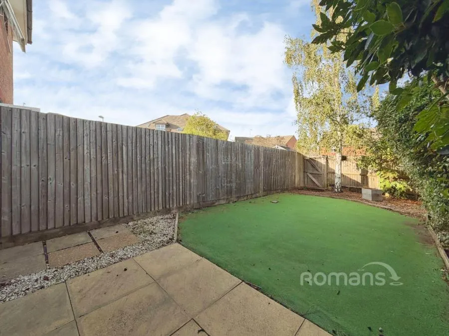 Honington Mews, Farnborough, GU14, photo 18