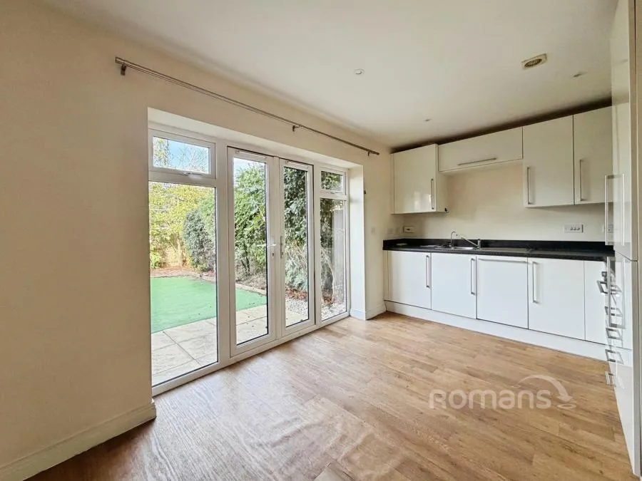 Honington Mews, Farnborough, GU14, photo 5