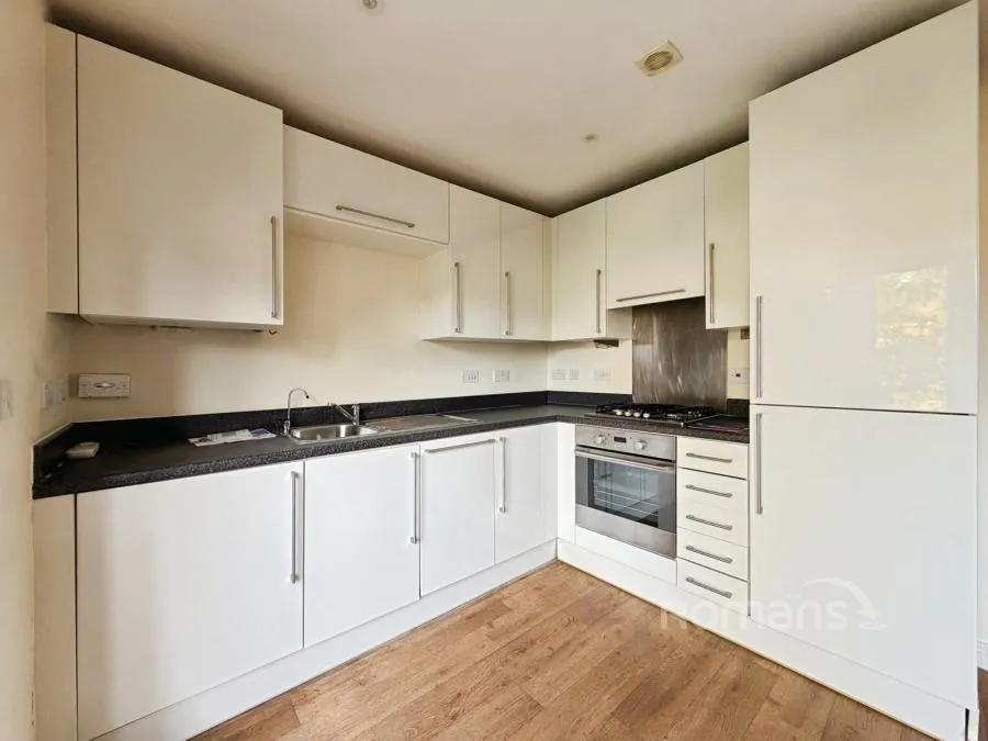 Honington Mews, Farnborough, GU14, photo 6