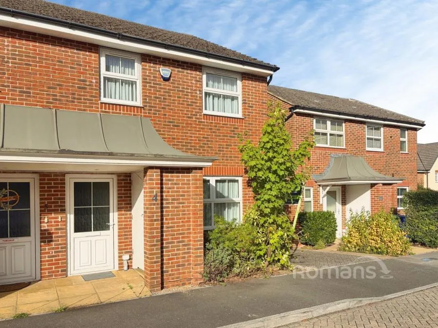 Honington Mews, Farnborough, GU14, photo 9