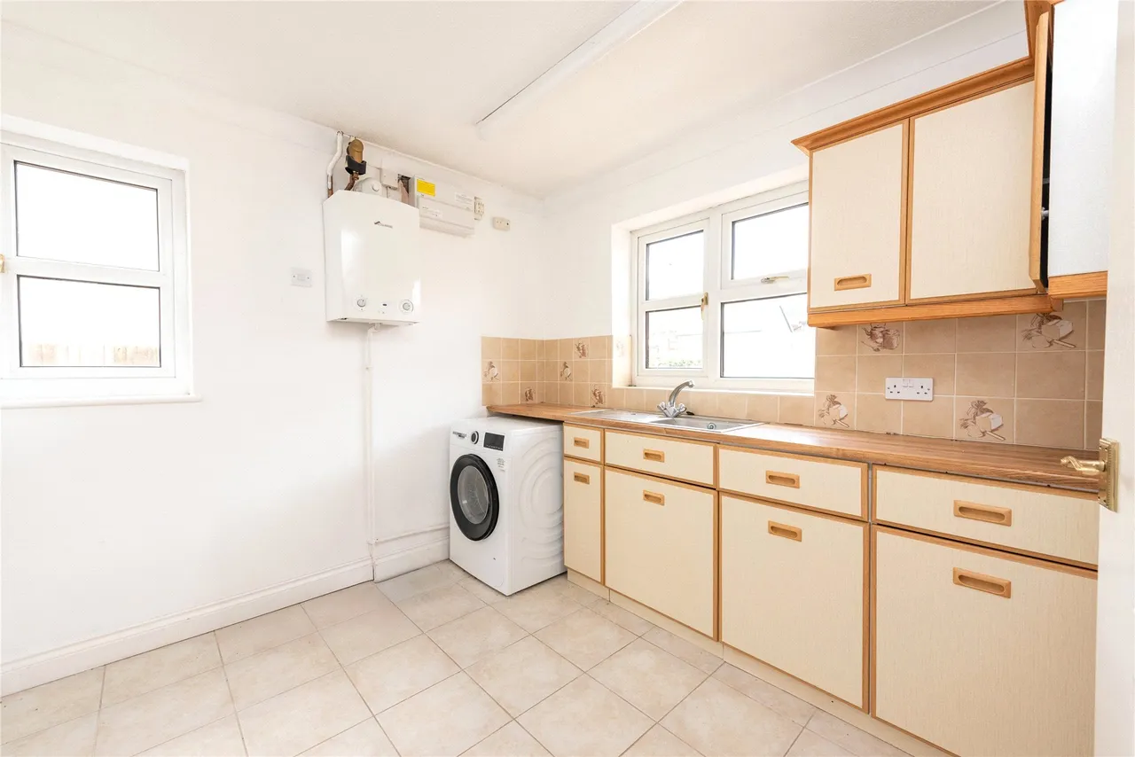 Ivy Lane, Stewkley, LU7, photo 9