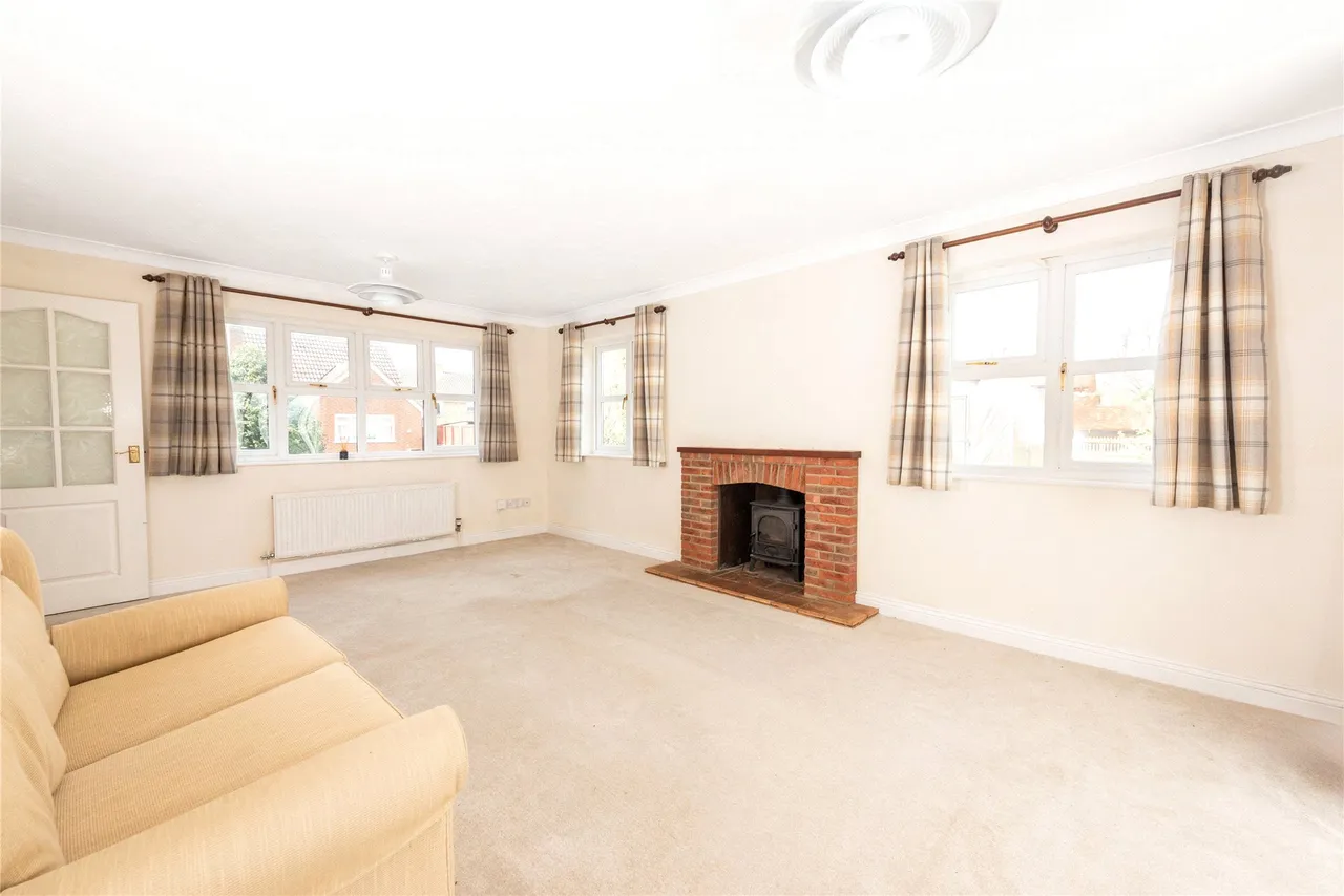 Ivy Lane, Stewkley, LU7, photo 14