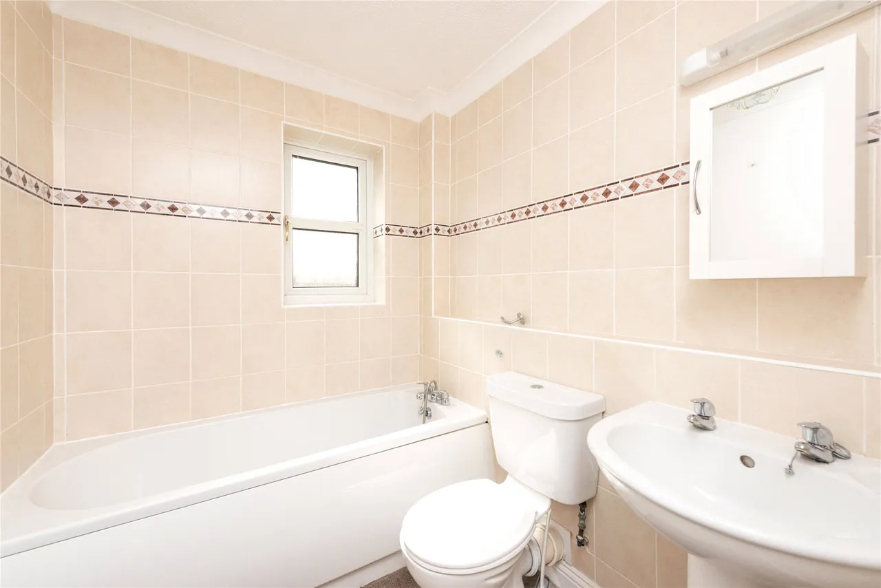 Ivy Lane, Stewkley, LU7, photo 7