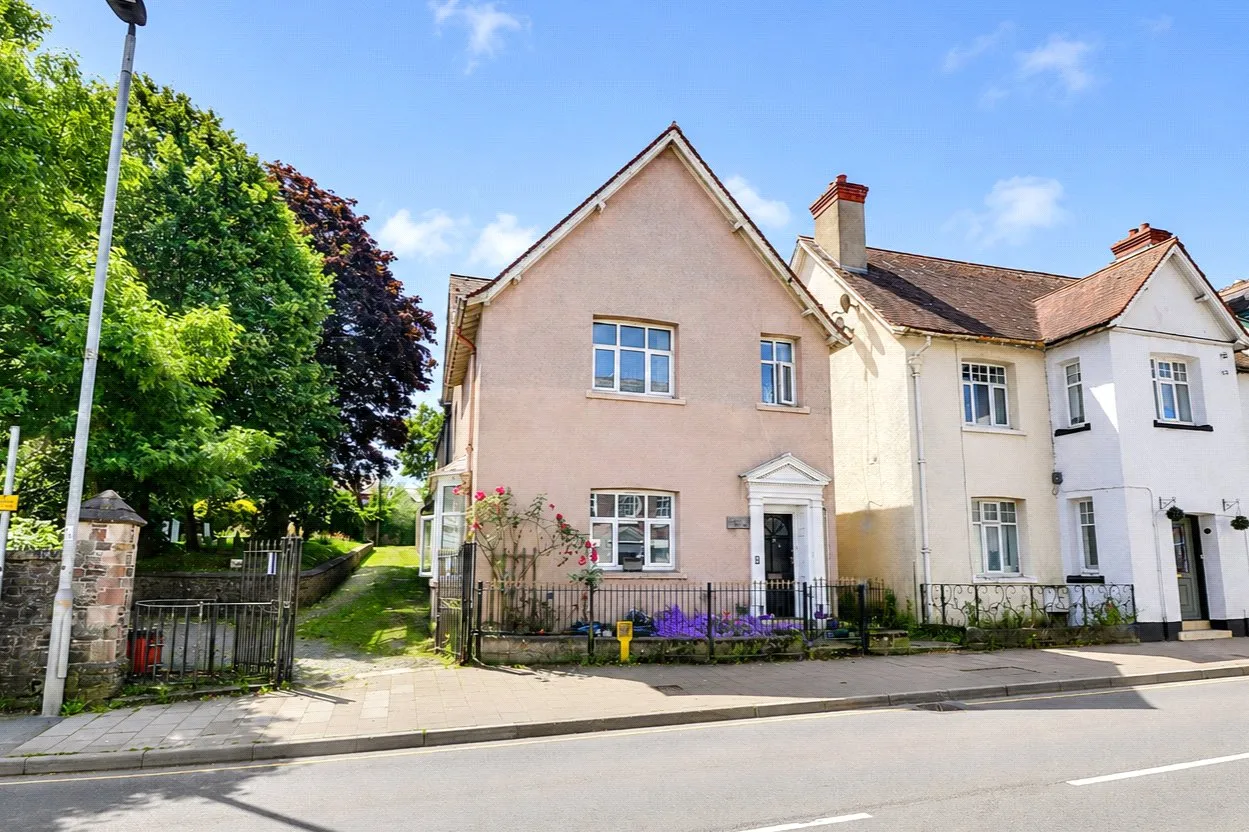 3 bed house for sale, New Street, Torrington, EX38