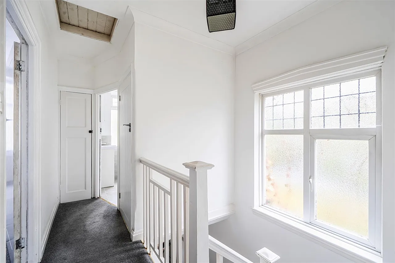 Oxenpark Avenue, Wembley, photo 8
