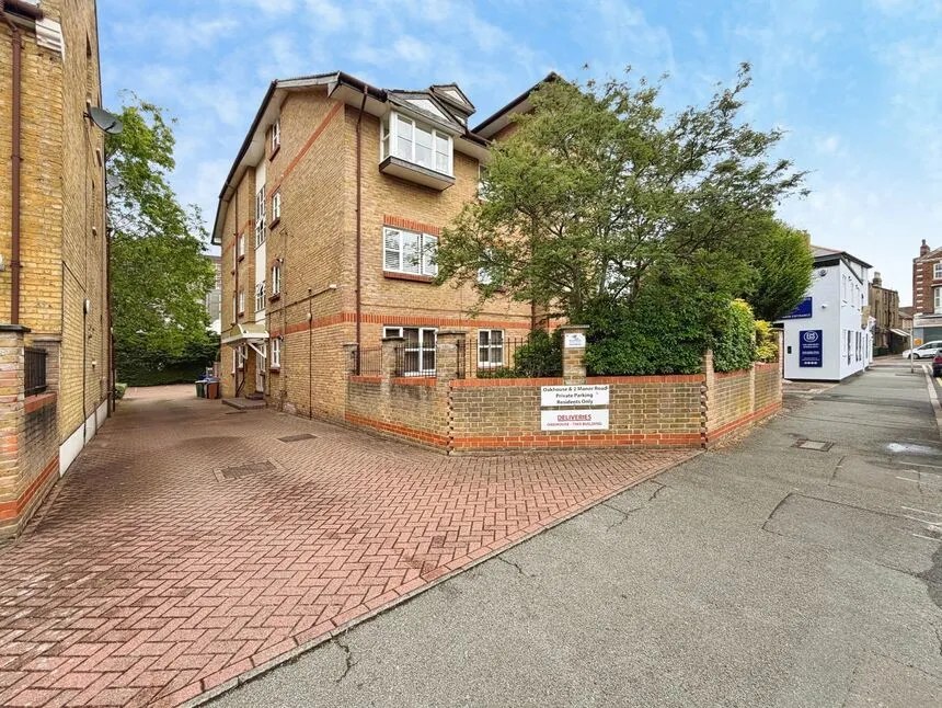 2 bed flat for sale — Manor Road, Sidcup, DA15