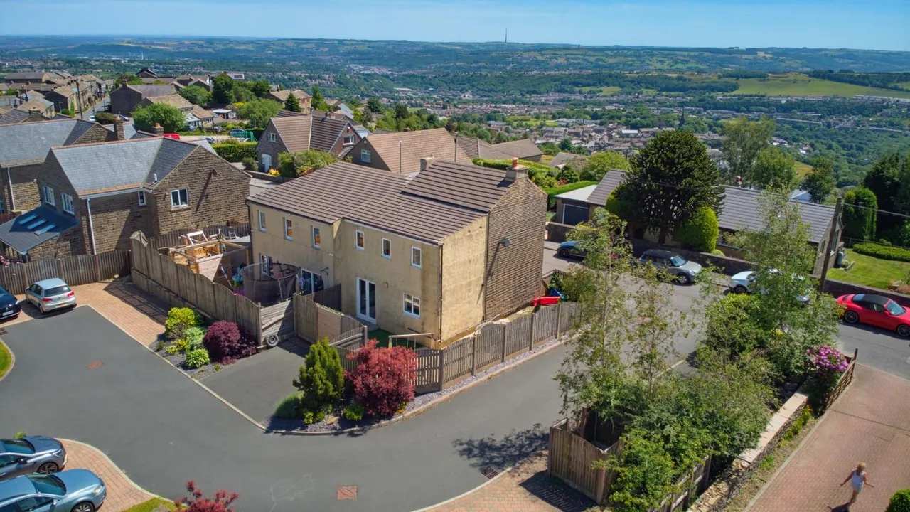 High Street, Golcar, HD7, photo 21