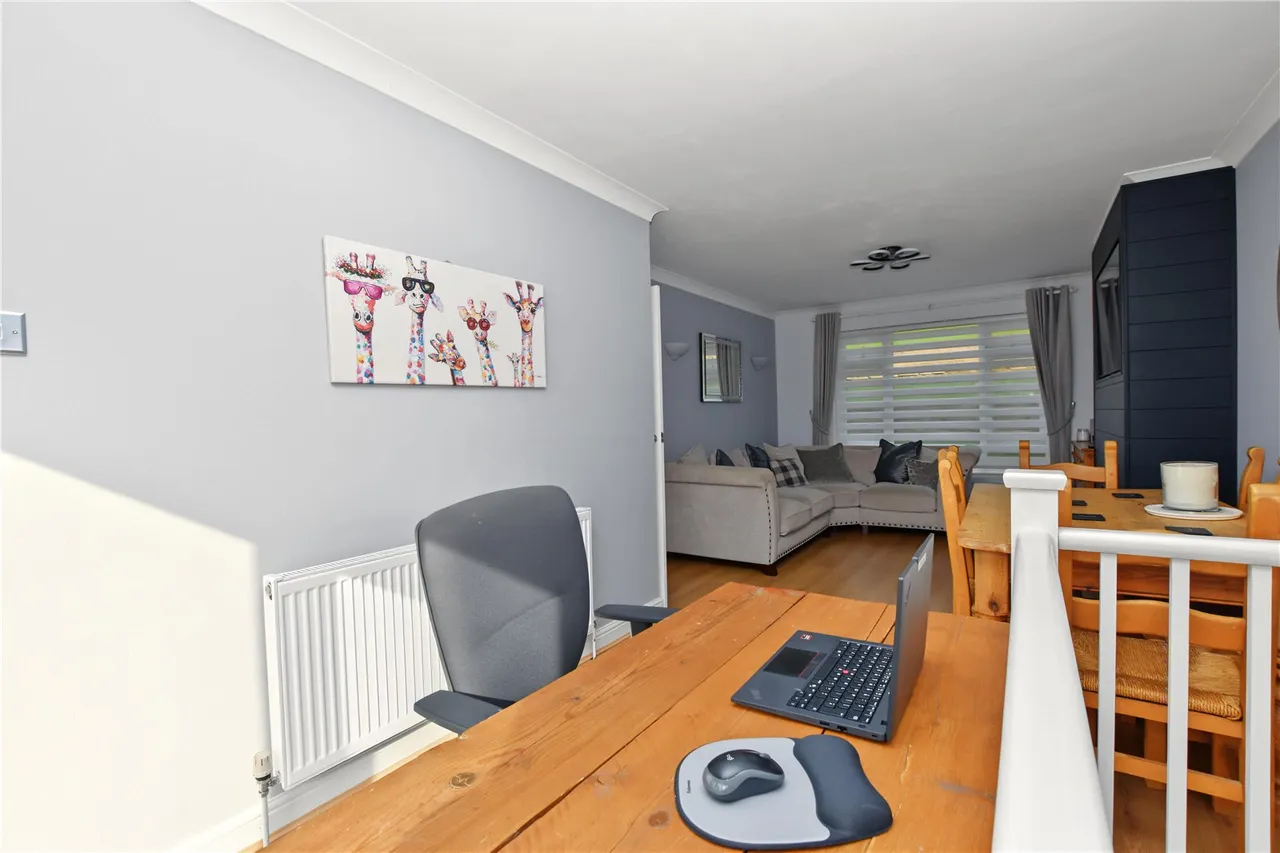 Broom Mead, DA6, photo 4