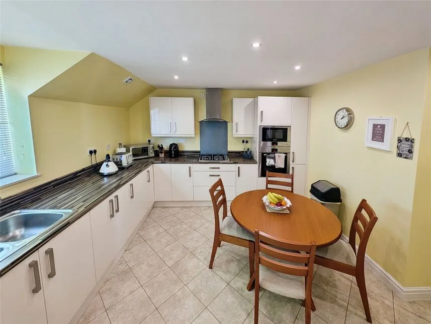 Victoria Court, Tottington, Greater Manchester, BL8, photo 4