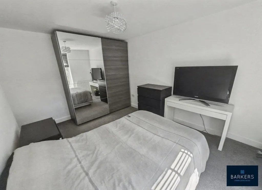 Transvaal Terrace, Batley WF17 0AA, photo 13