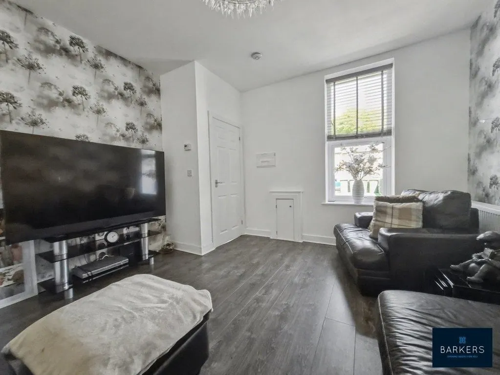Transvaal Terrace, Batley WF17 0AA, photo 10