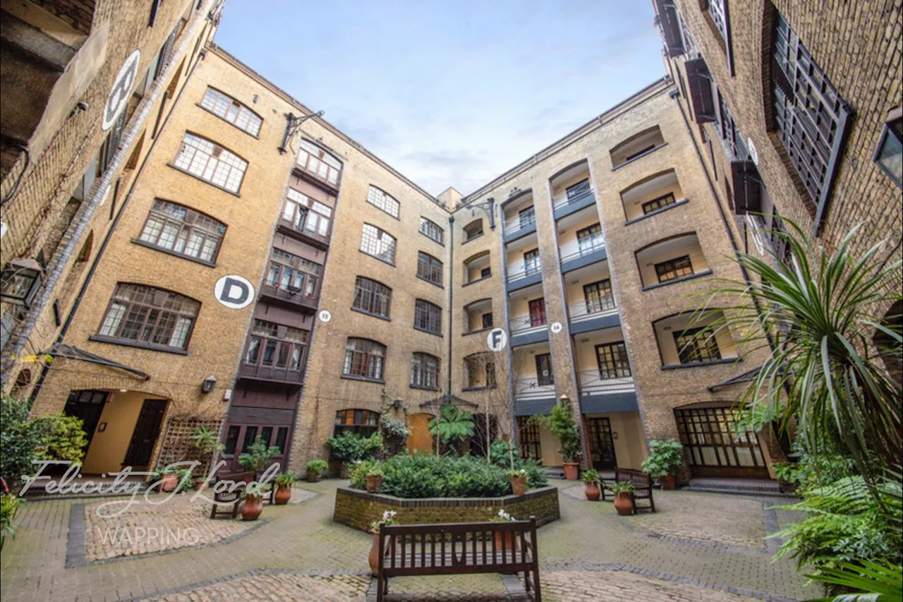 2 bed flat for sale, The Highway, London, E1W