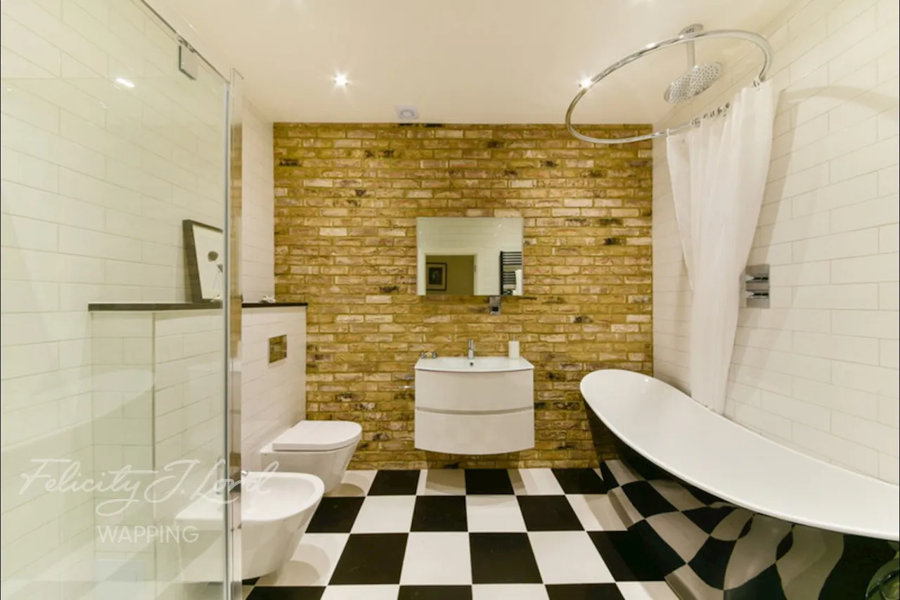 The Highway, London, E1W, photo 9