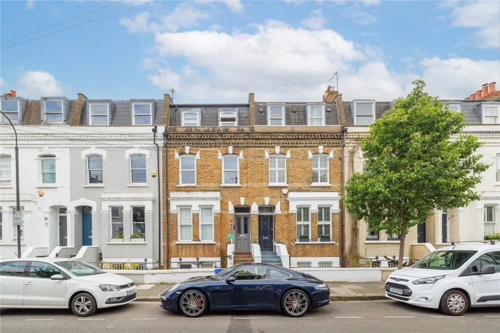 2 bed flat to rent — Kilmaine Road London SW6