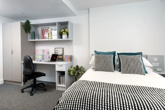 True sky deluxe studio, True Sheffield, 12 Tenter Street, Sheffield, S1 4XF, photo 5