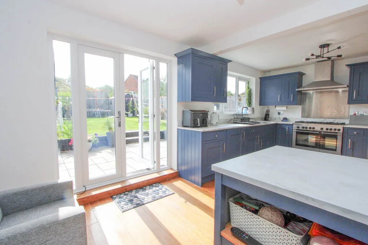Oak Close, Yate, photo 8