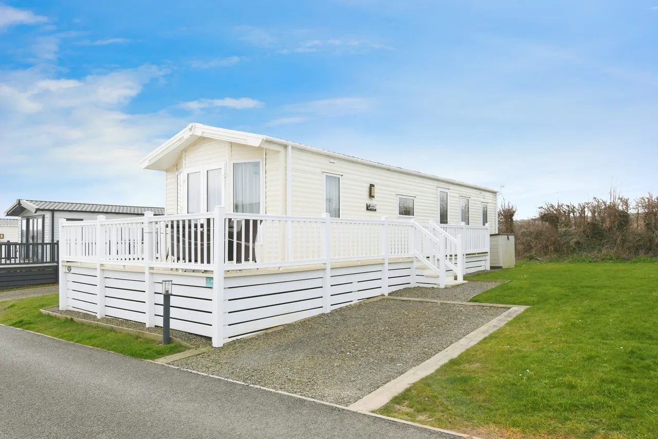 2 bed house for sale, Maer Lane, Bude, EX23