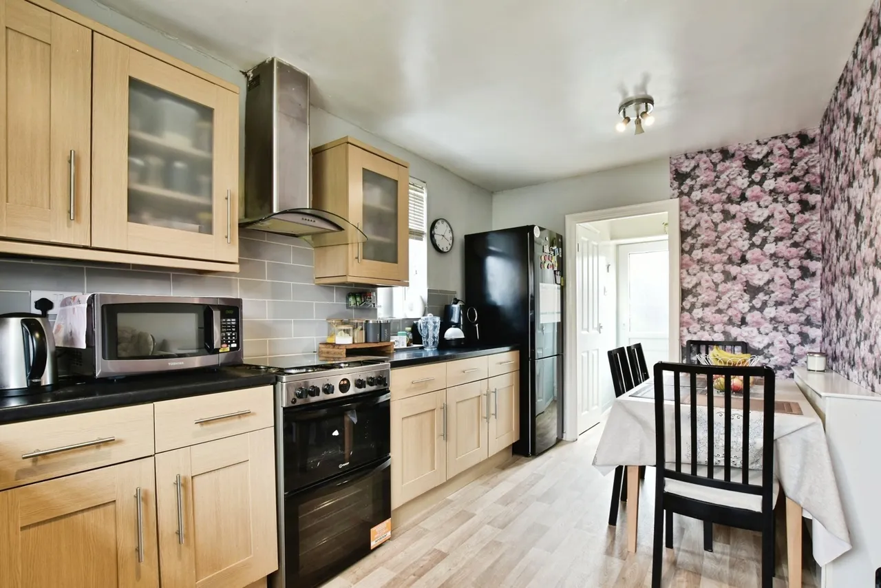 Hollyhedge Road, Manchester, Greater Manchester, M22, photo 6