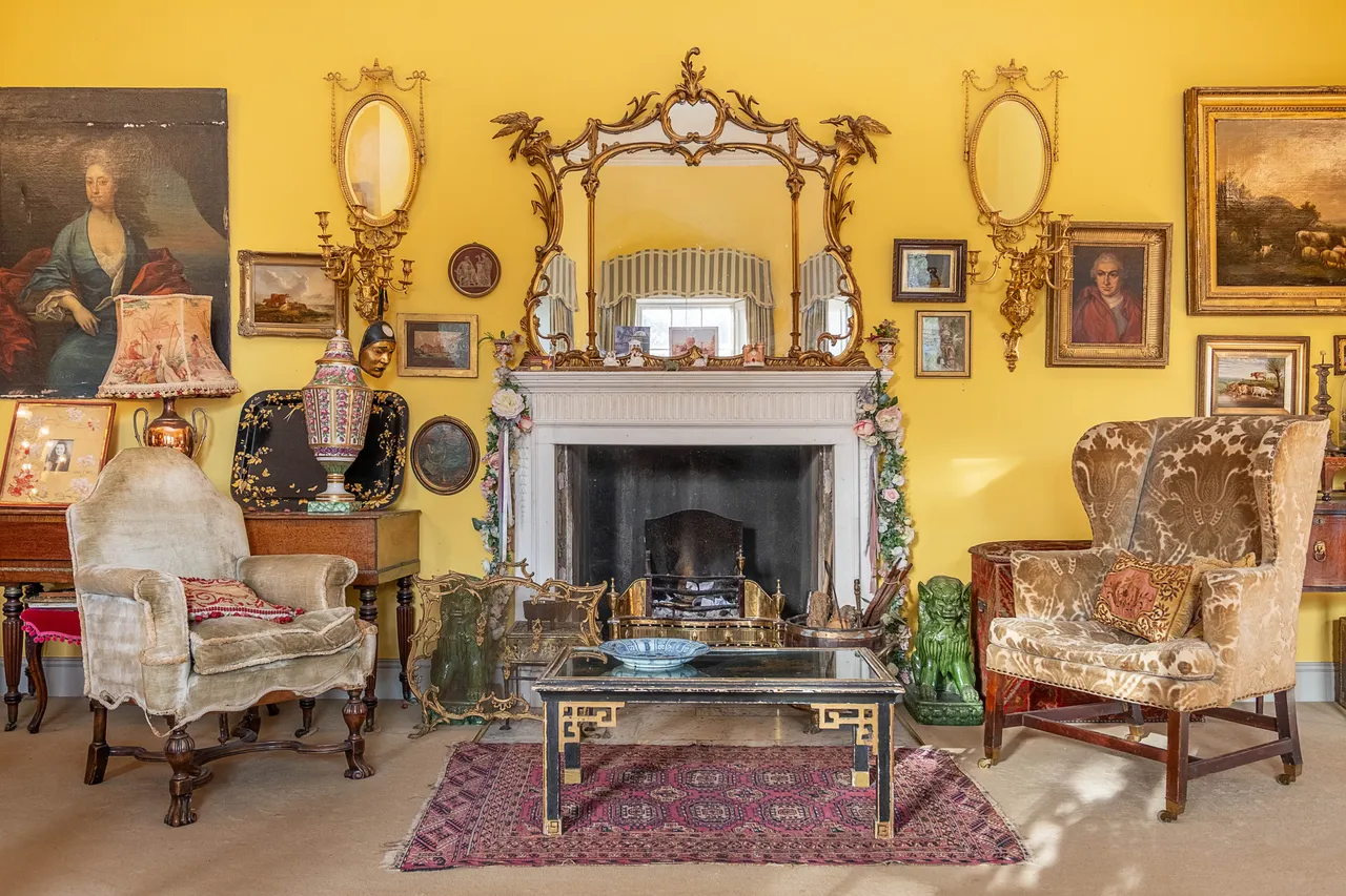 Hampton Court Road, Hampton, TW12, photo 13