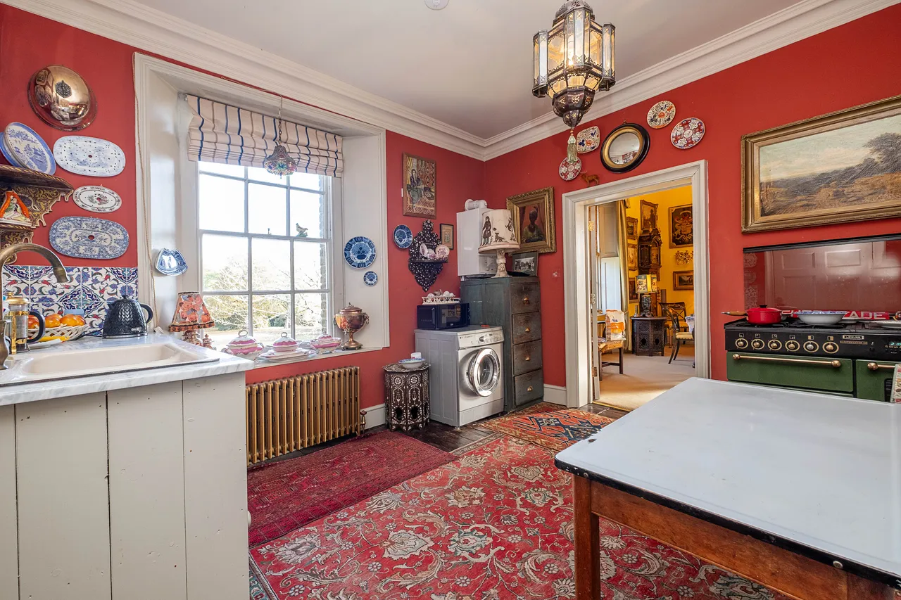 Hampton Court Road, Hampton, TW12, photo 5