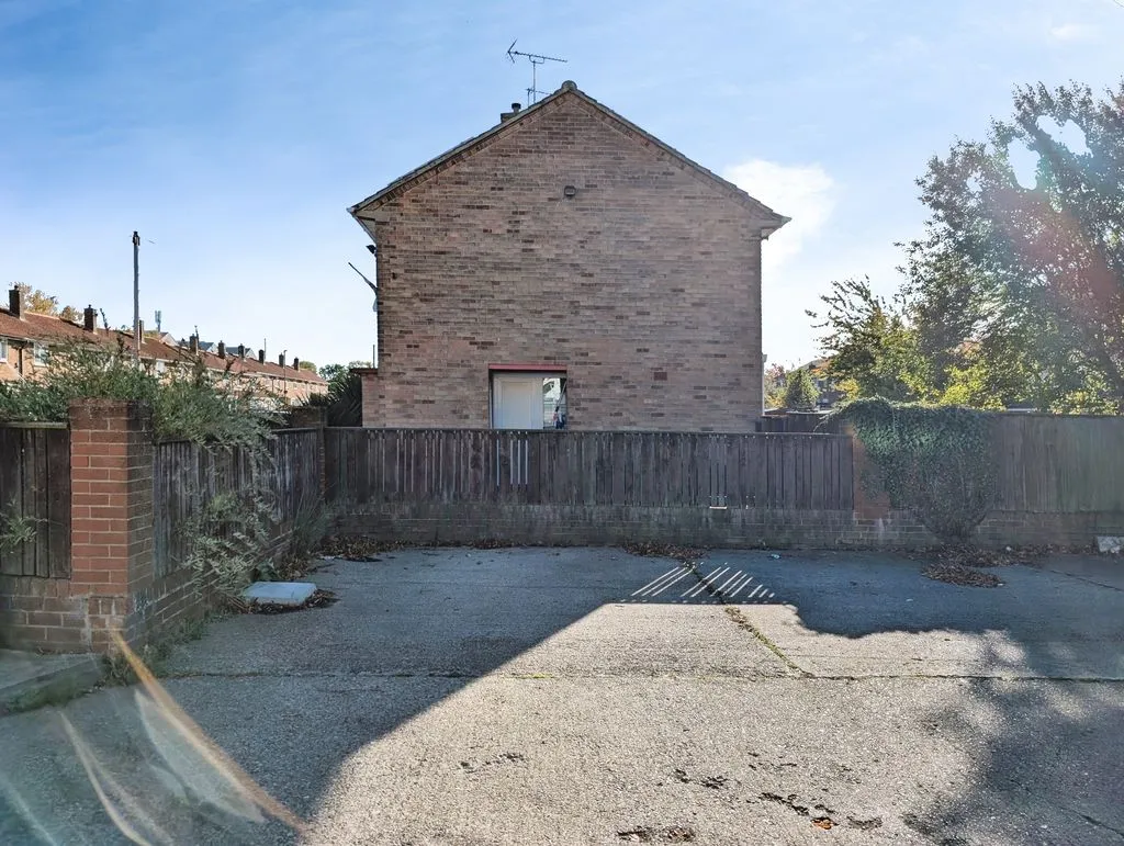 Newcastle Upon Tyne NE5 2SD, NE5, photo 13