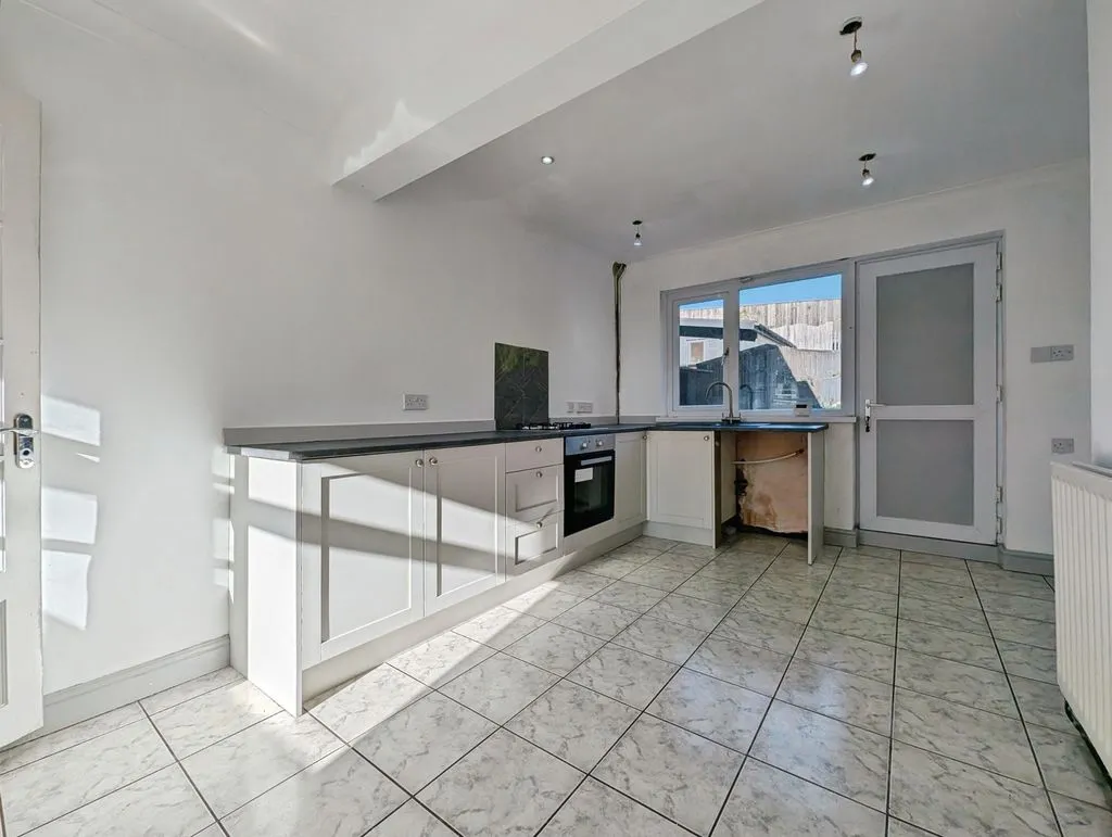 Newcastle Upon Tyne NE5 2SD, NE5, photo 6