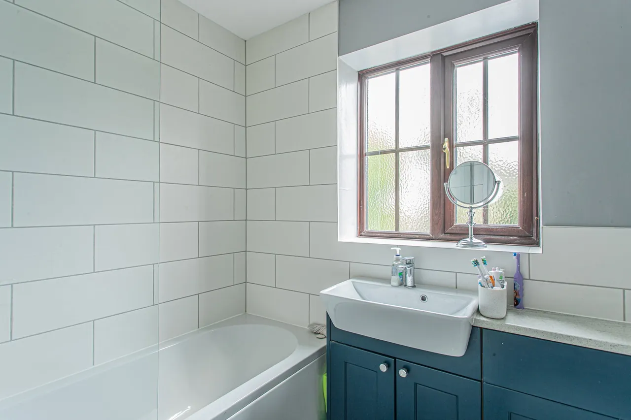 Mullins Close, Colerne, photo 23