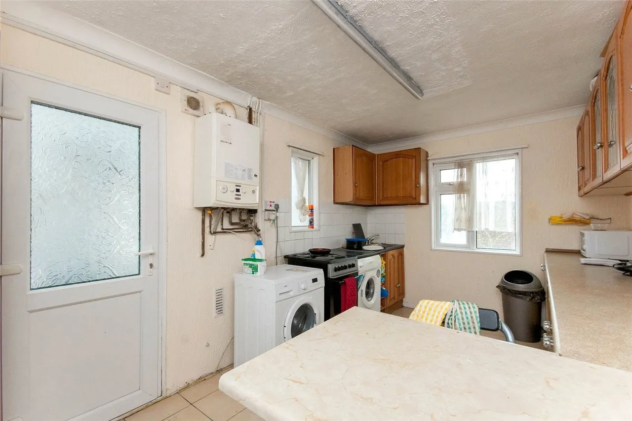 Staplefield Drive, Brighton, BN2, photo 9