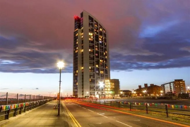 2 bed flat for sale, Princes Parade, Liverpool, L3