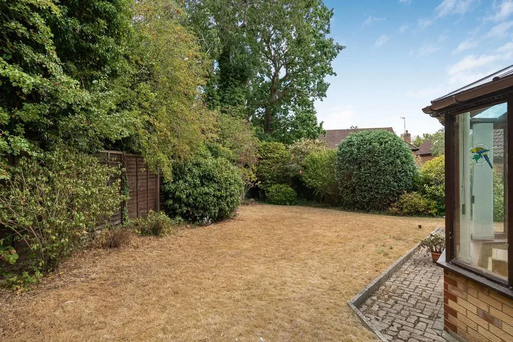 Hamilton Lane, Bletchley, Milton Keynes, Buckinghamshire, MK3 5LU, photo 14