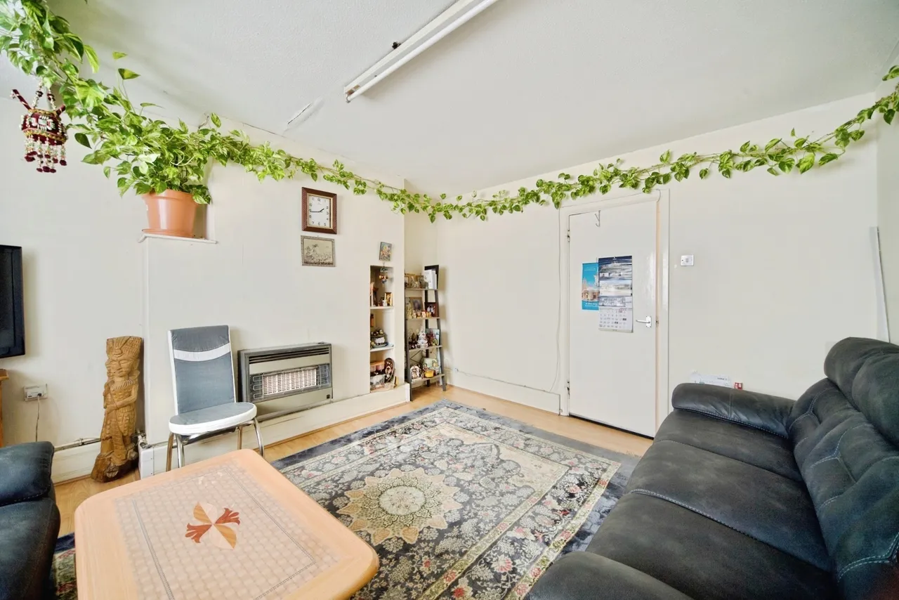 Blaney Crescent, London, E6, photo 6